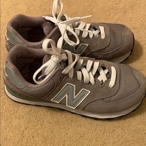 Women’s size 7.5 New Balance BRAND NEW CONDITION